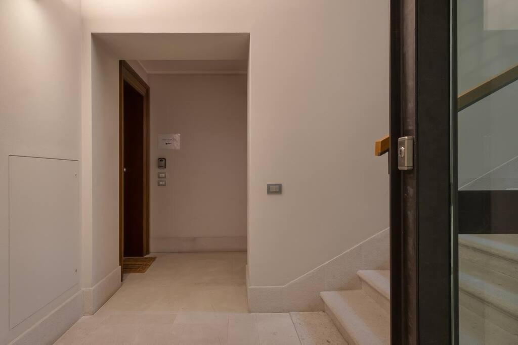 Apartments Trieste Centro I 3 ภายนอก รูปภาพ