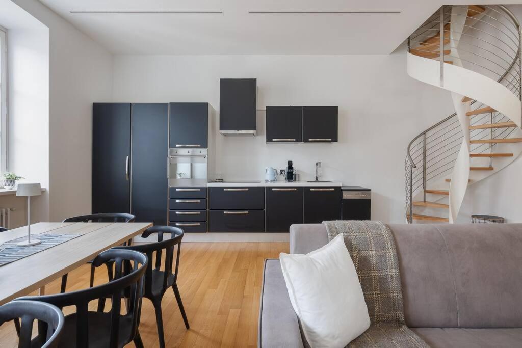 Apartments Trieste Centro I 3 ภายนอก รูปภาพ