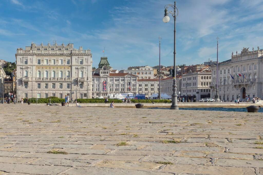 Apartments Trieste Centro I 3 ภายนอก รูปภาพ