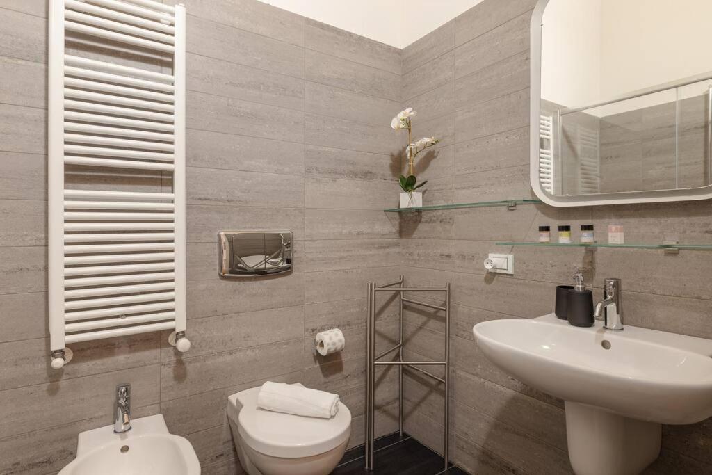 Apartments Trieste Centro I 3 ภายนอก รูปภาพ